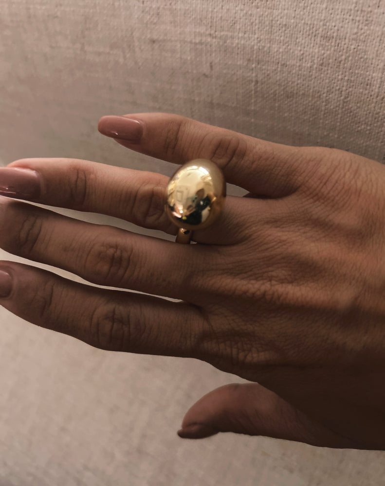 GOLD PLATED DROP RING - AJUSTABLE