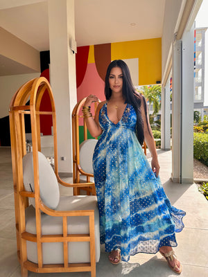 
            
                Load image into Gallery viewer, LAYLA BLUE MAXI DRESS
            
        
